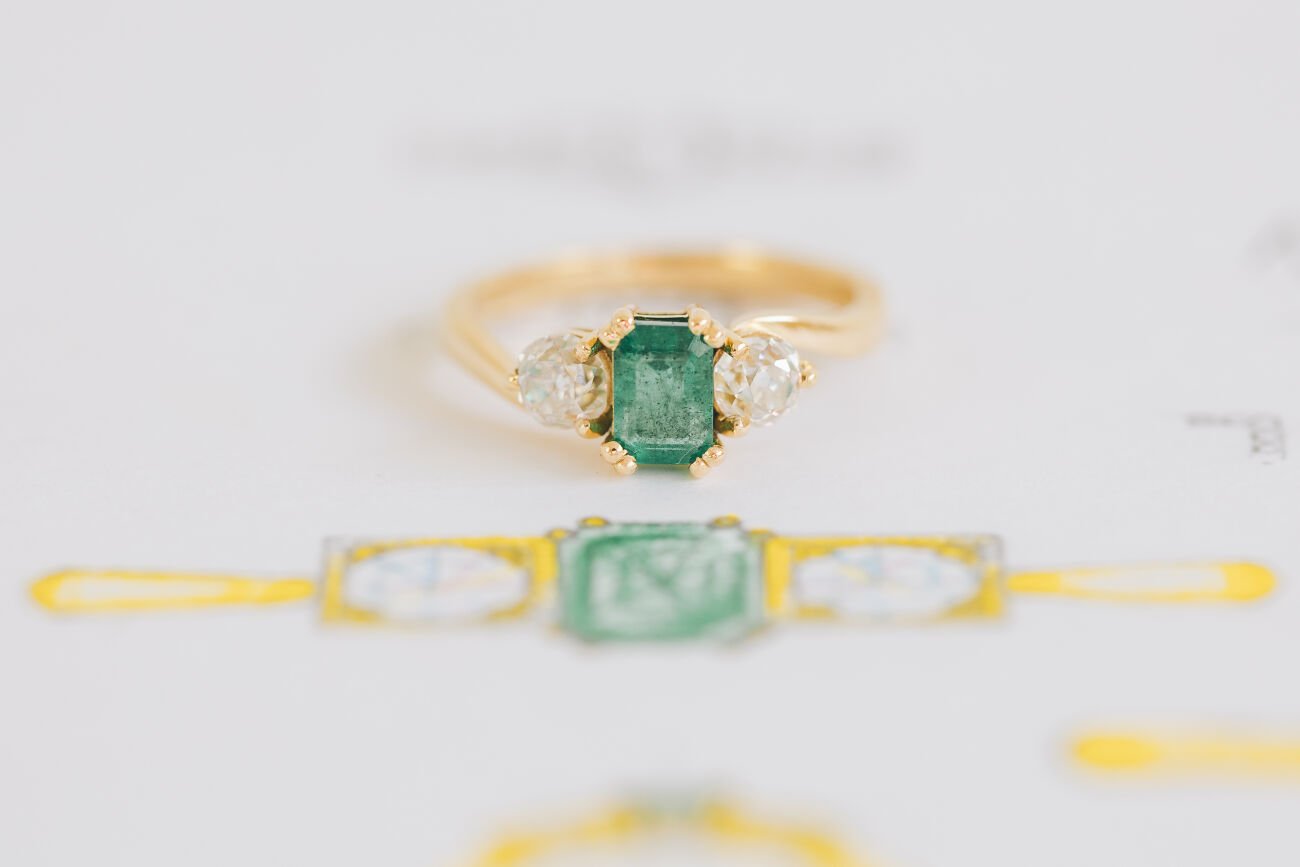 Emerald and Diamond Twist Trilogy Engagement Ring - Boutee