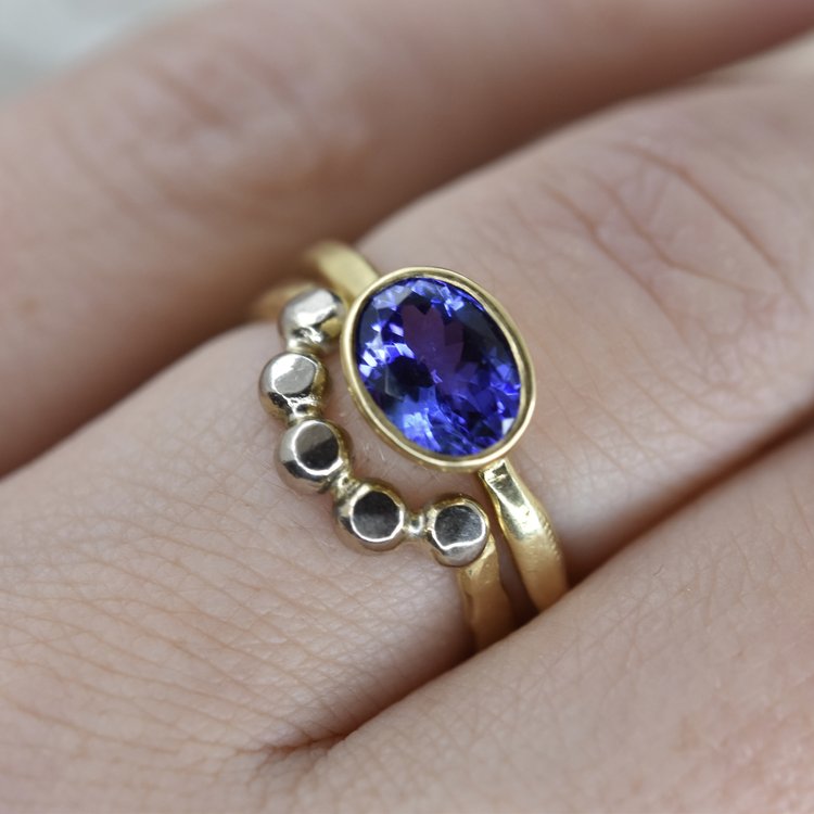Tiara Ring in 18ct Yellow and White Gold - Boutee