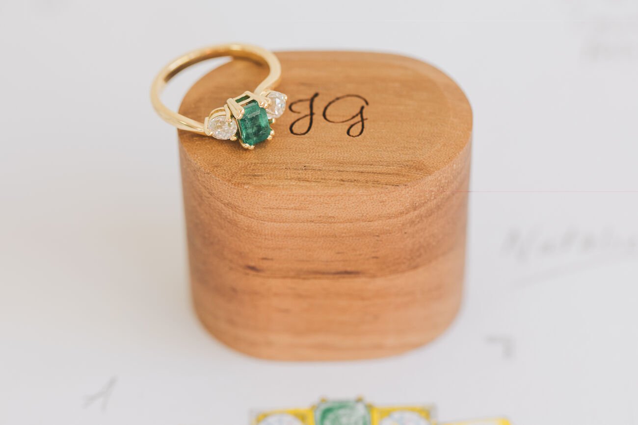 Emerald and Diamond Twist Trilogy Engagement Ring - Boutee