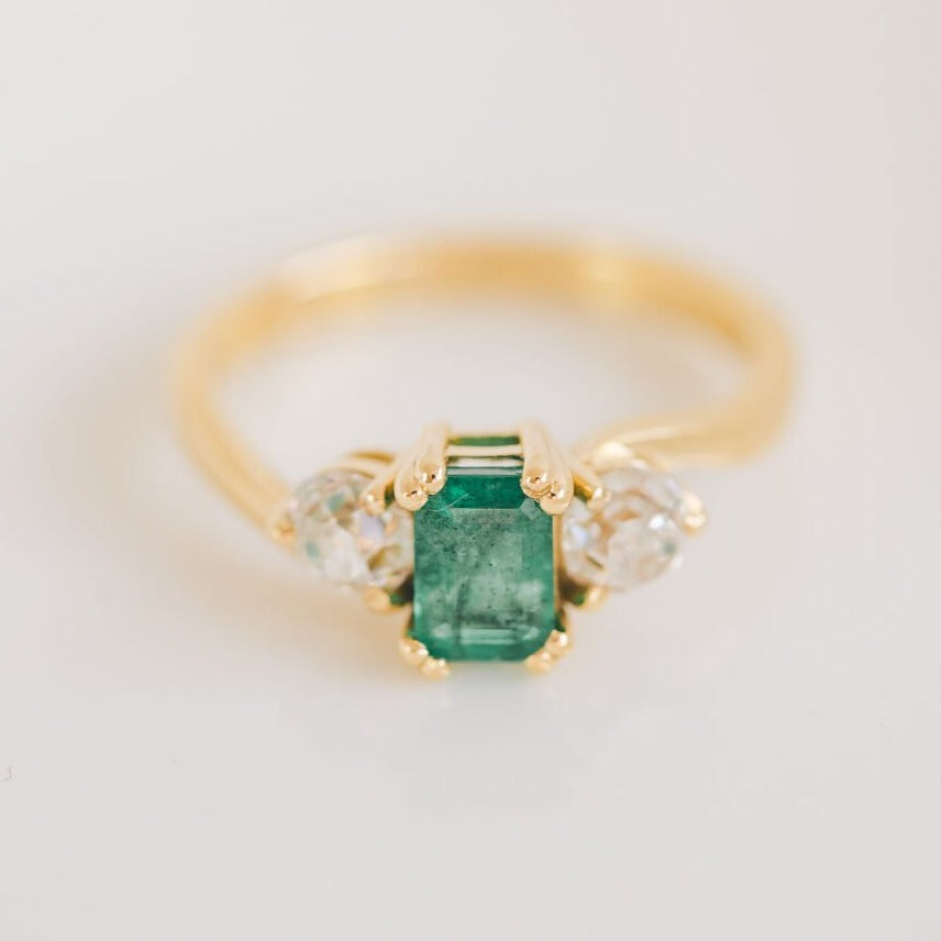 Emerald and Diamond Twist Trilogy Engagement Ring - Boutee