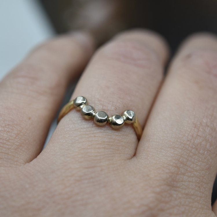 Tiara Ring in 18ct Yellow and White Gold - Boutee