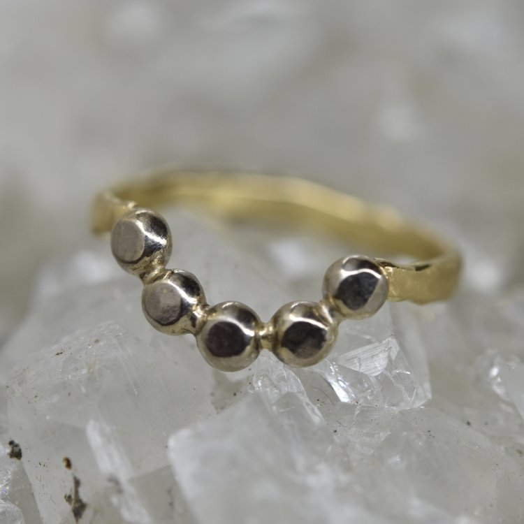 Tiara Ring in 18ct Yellow and White Gold - Boutee