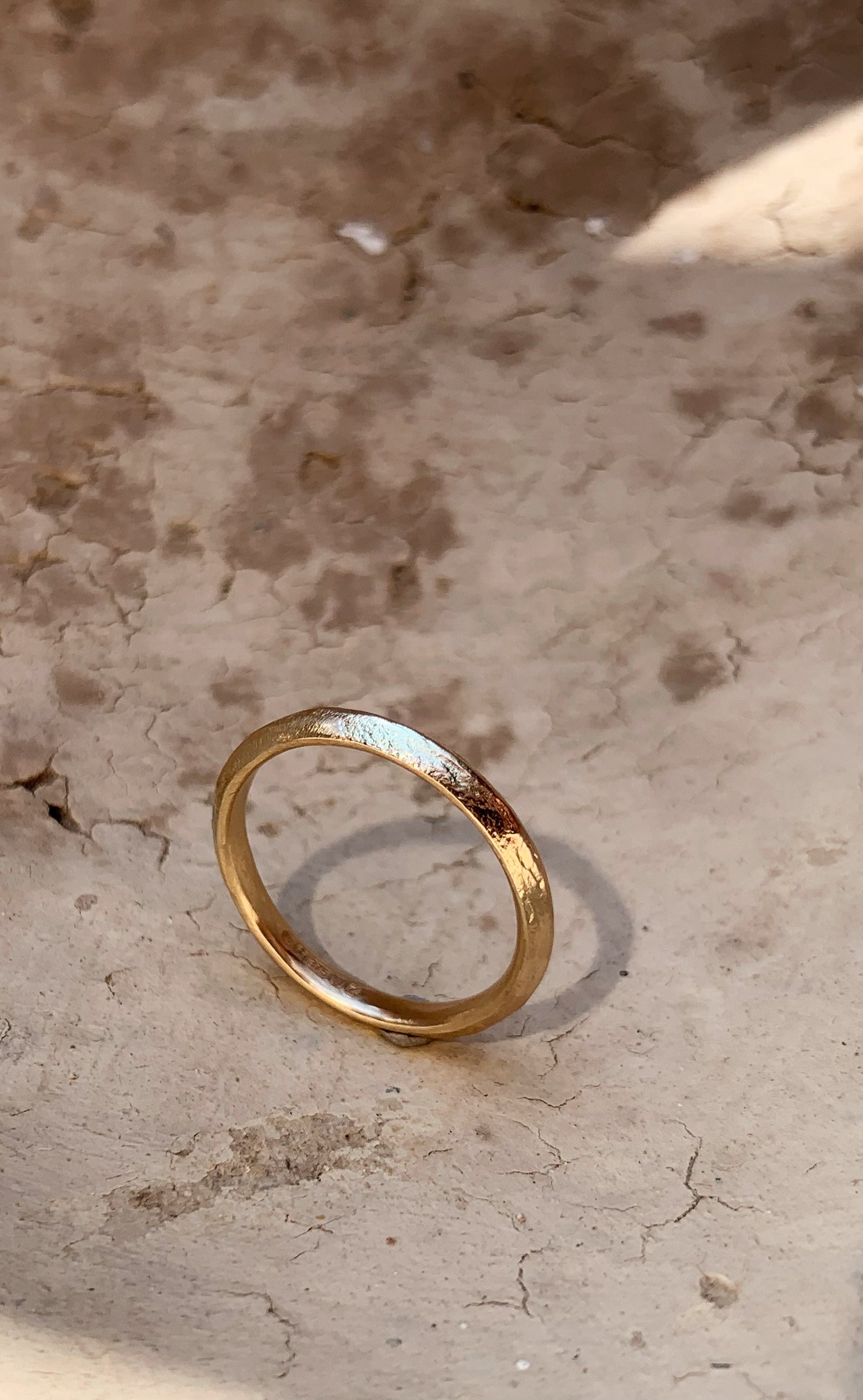 Gold Wedding Ring - Triangle Cross Section & Texture