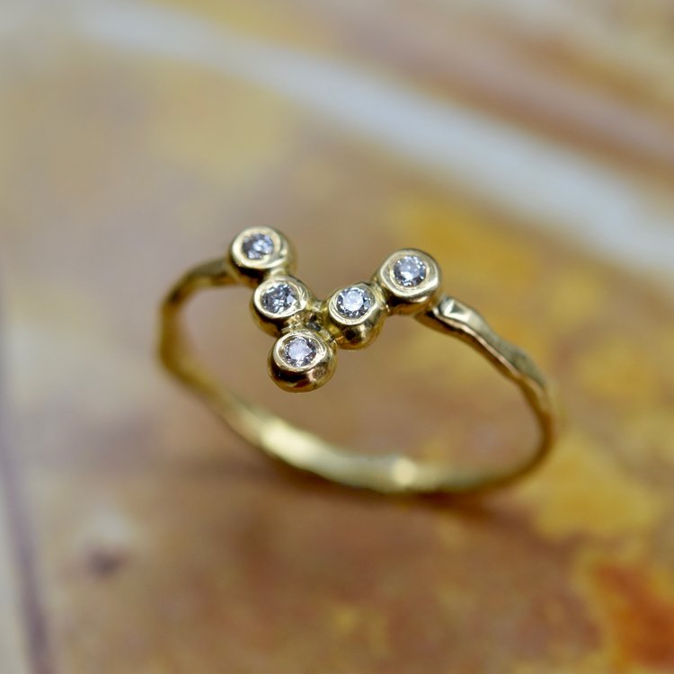 Diamond Tiara Ring in 18ct Yellow Gold - Boutee