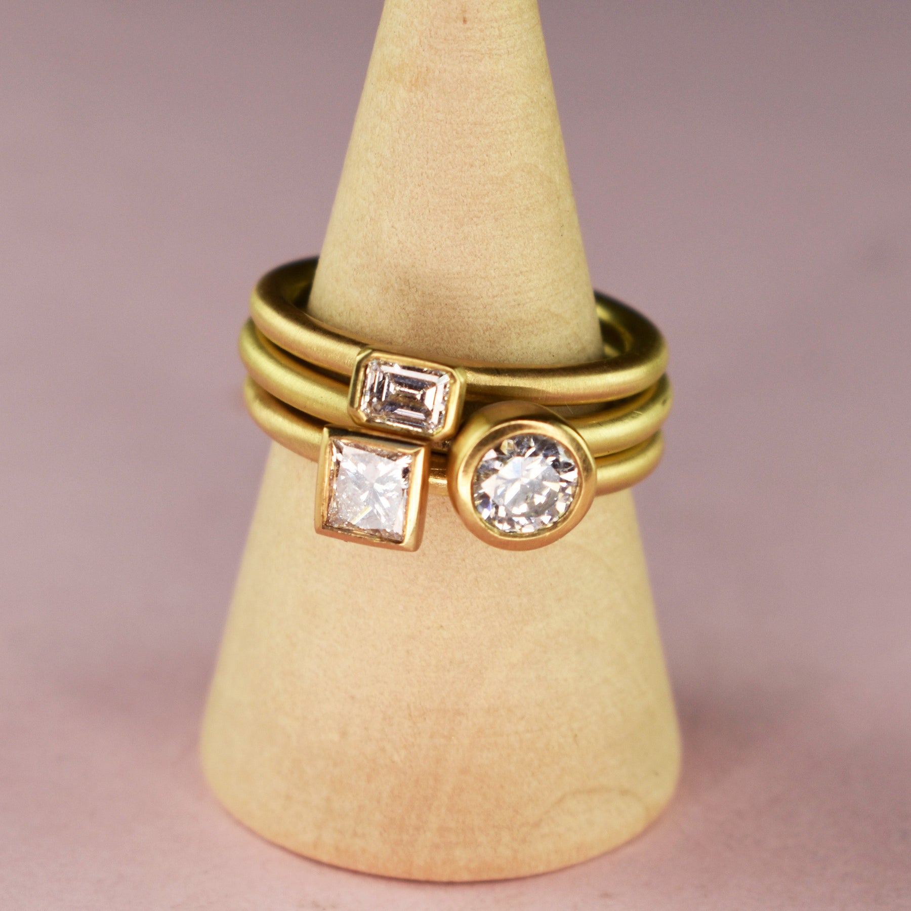 22ct & 18ct Gold 0.50ct Diamond Ring - Boutee