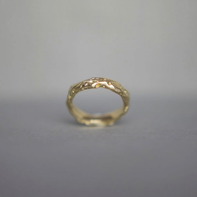 4mm Molten Wedding Ring - Boutee