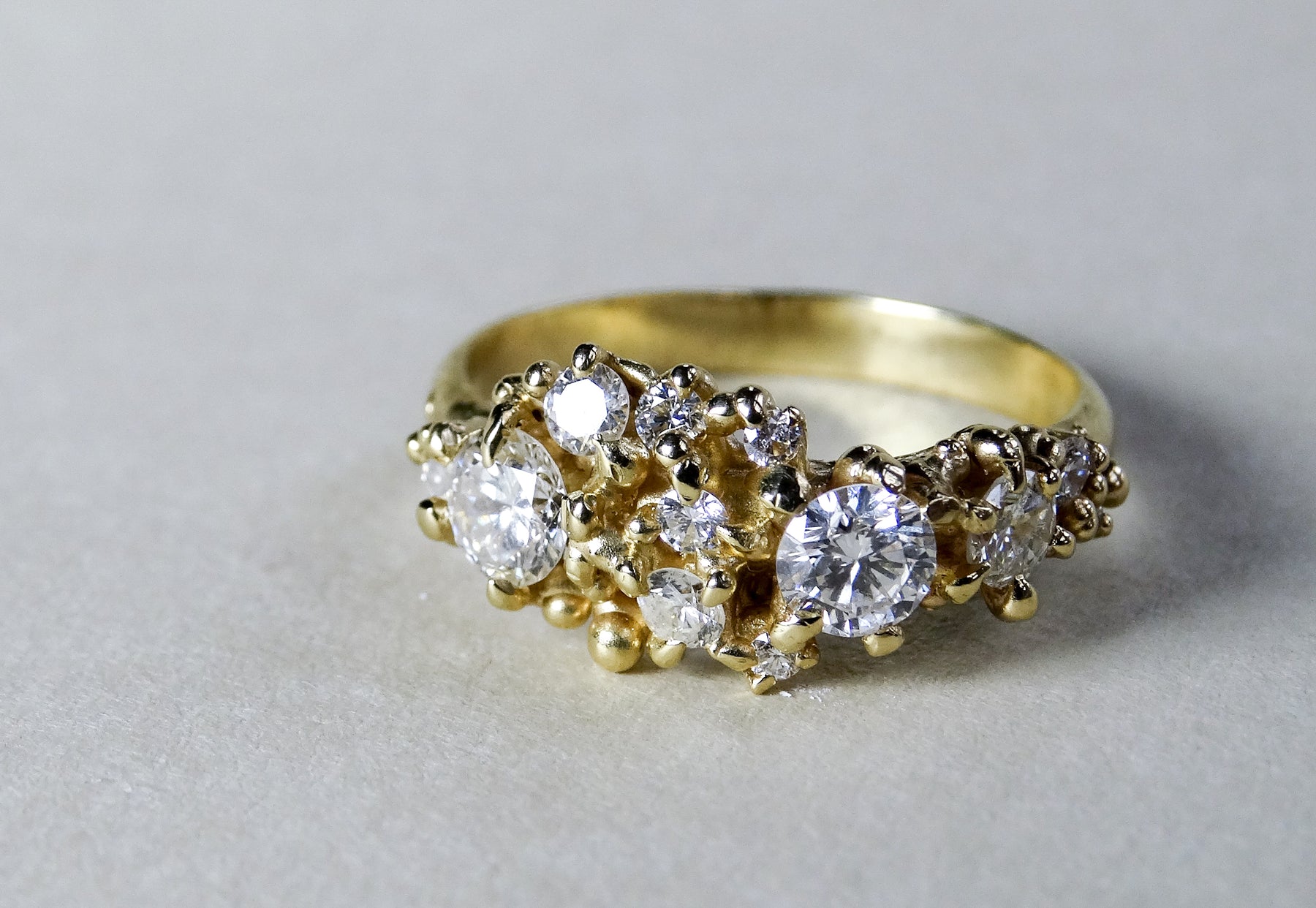 Galaxy Ring - Boutee