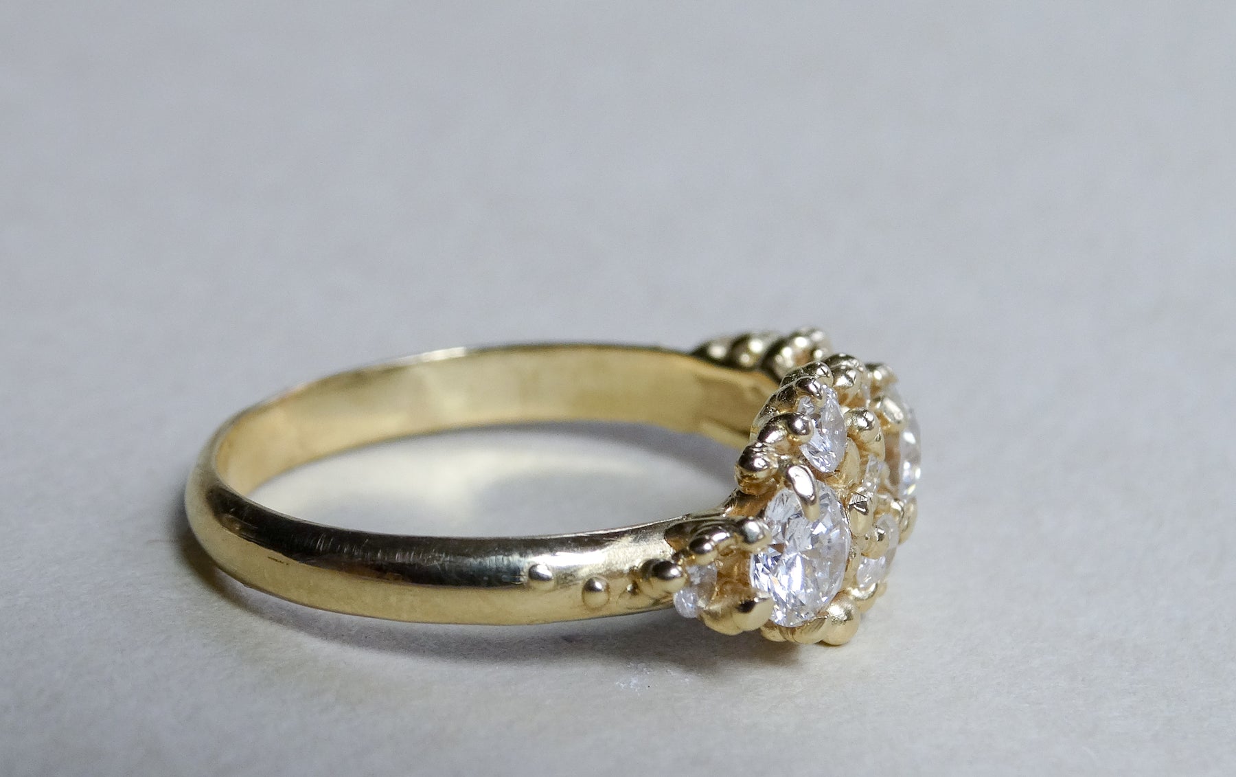 Galaxy Ring - Boutee