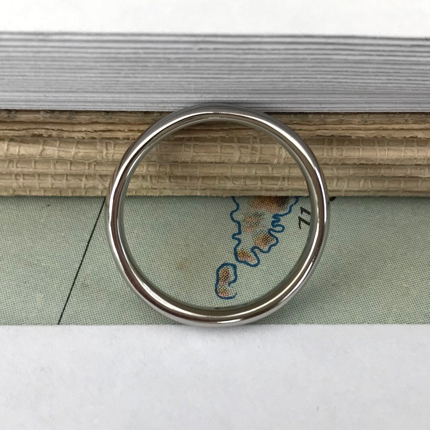 Elements Handmade Oval Wedding Band