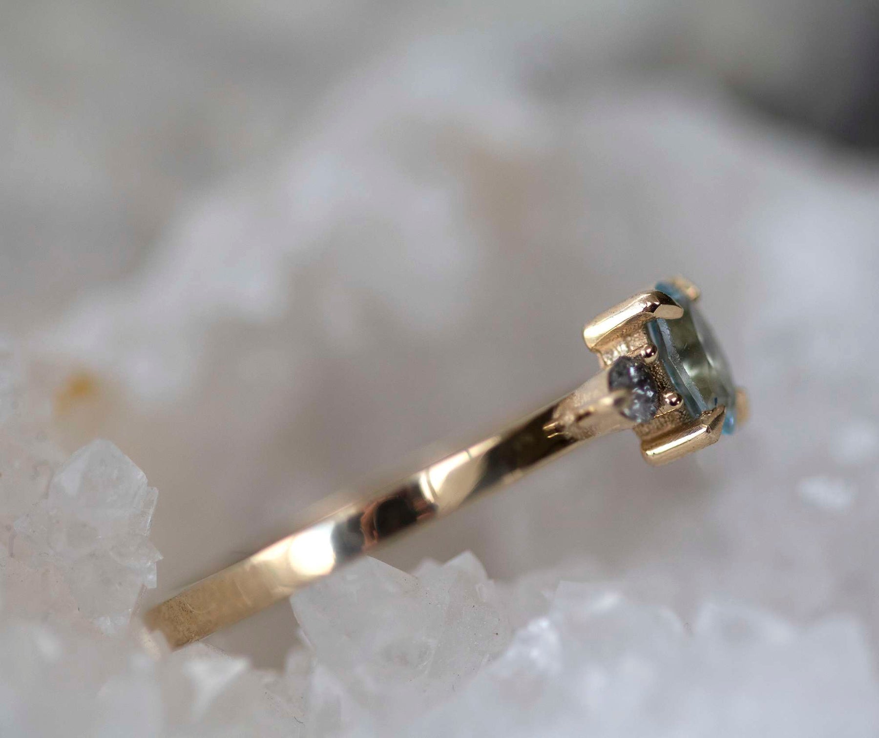 Aquamarine and Diamond Ring - Boutee