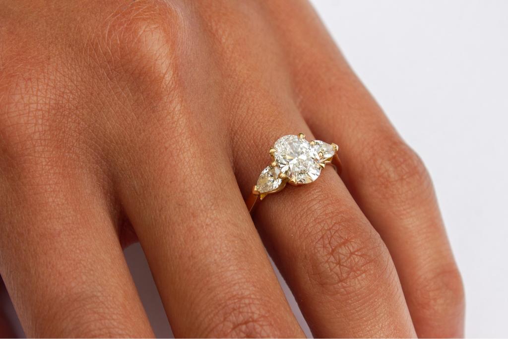Diamond Trilogy Engagement Ring - Boutee