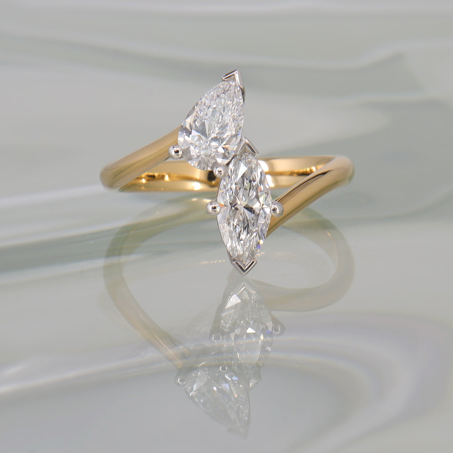 Diamond Moi et Toi Ring