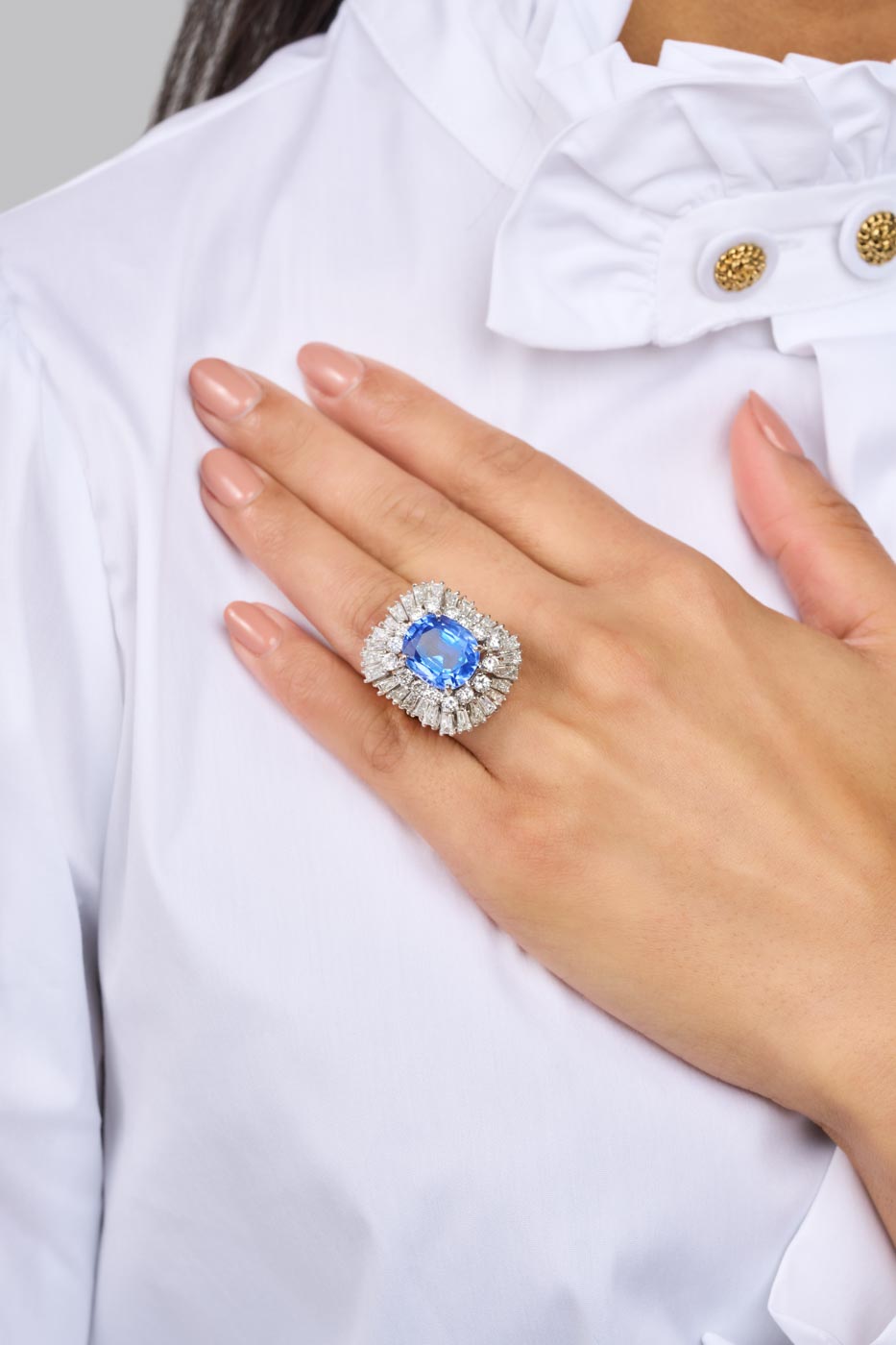 Blue Sapphire & Diamond Art Deco Ring - Boutee