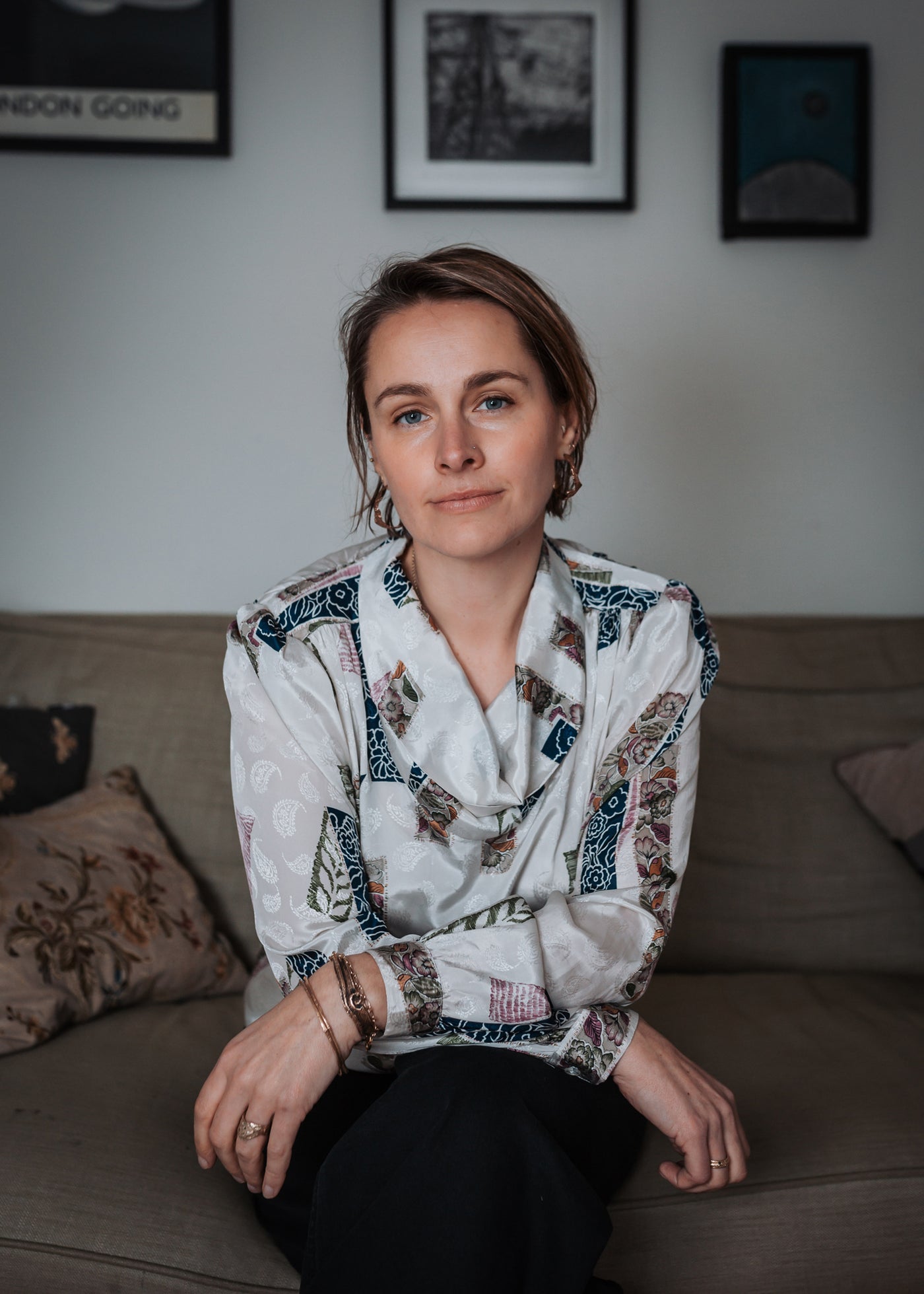 Profile for independent jeweller Issy White