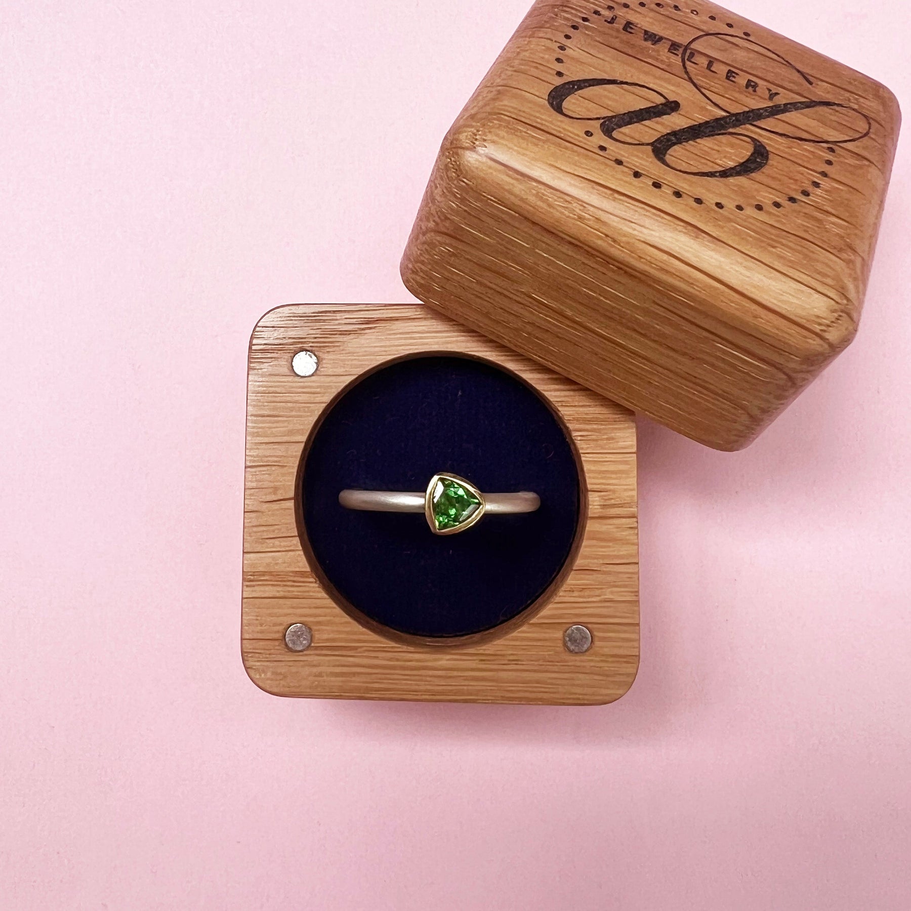 18ct Gold Set Tsavorite Garnet Ring