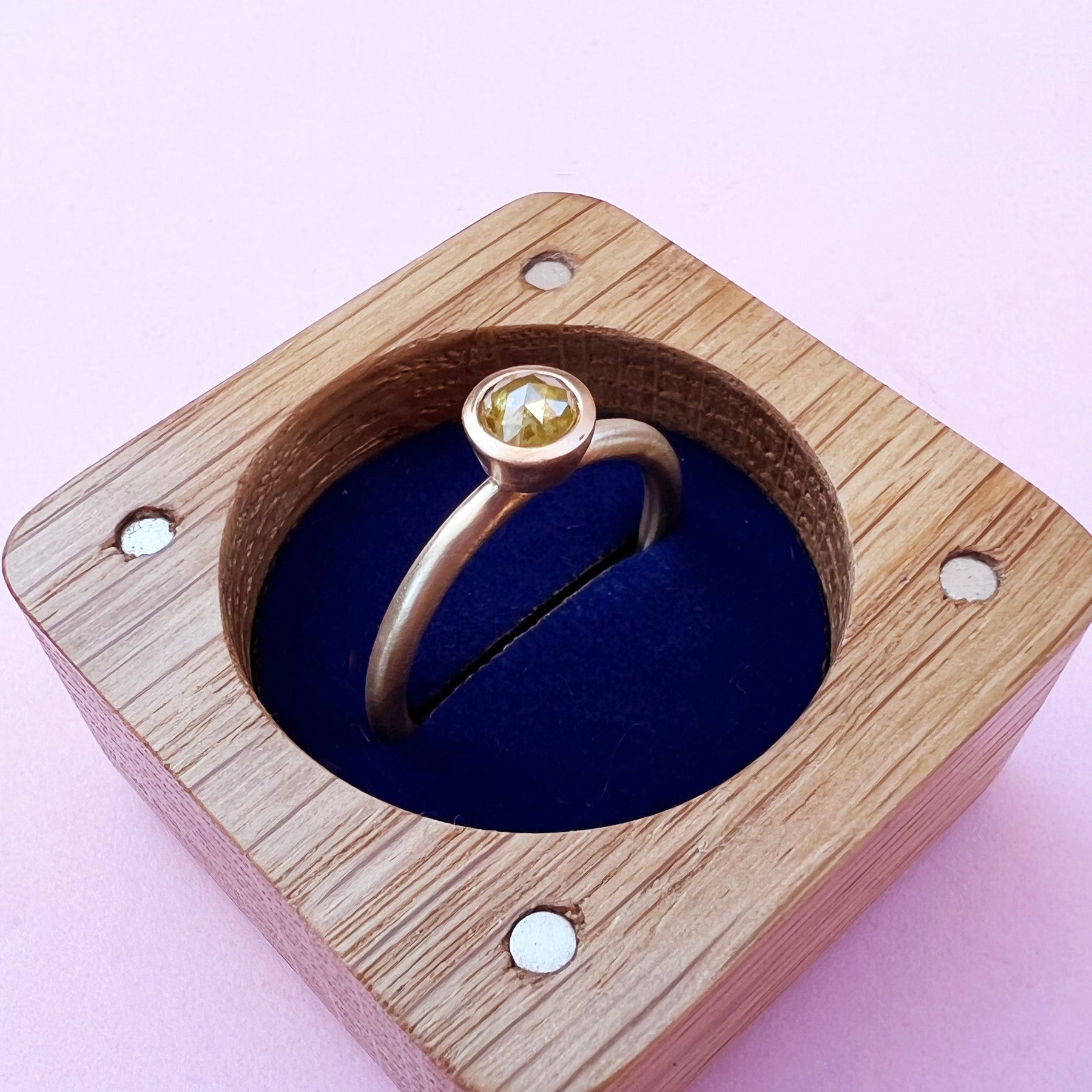 22ct & 9ct Gold Yellow Diamond Ring - Boutee