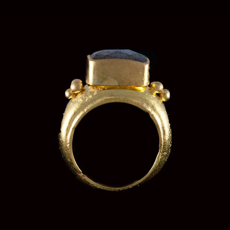 Labradorite Ring - Boutee