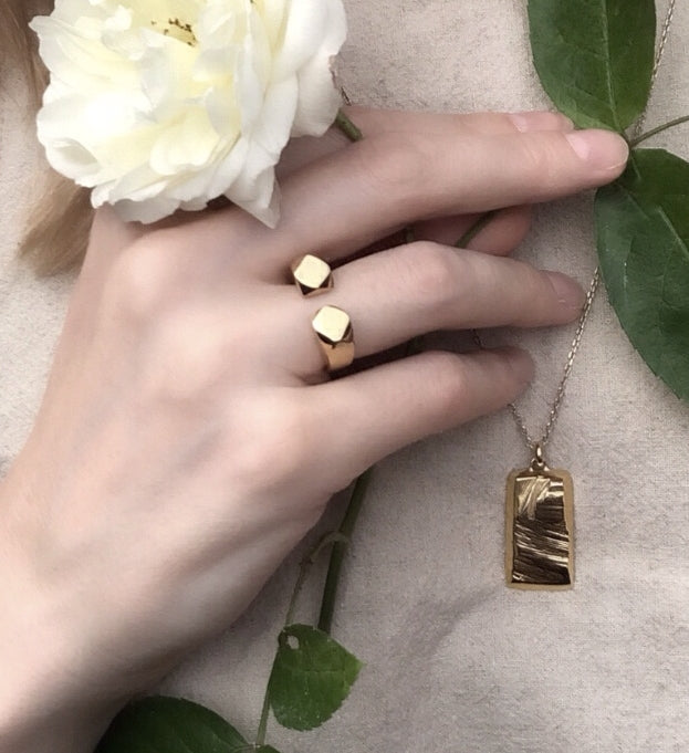 Arlo Ring - Boutee