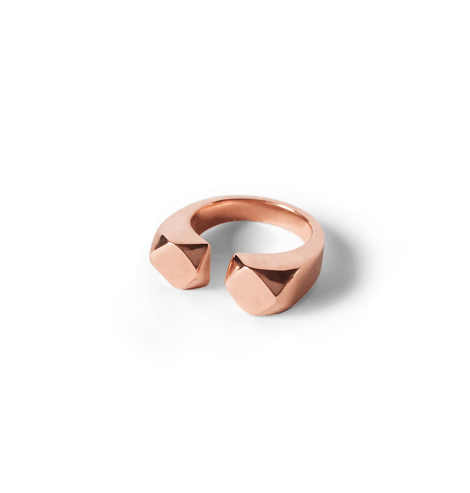 Arlo Ring - Boutee