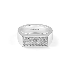 Iced Out Signet Ring - Boutee