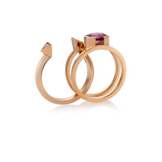 One of a kind MOYO Garnet & Diamond Ring - Boutee