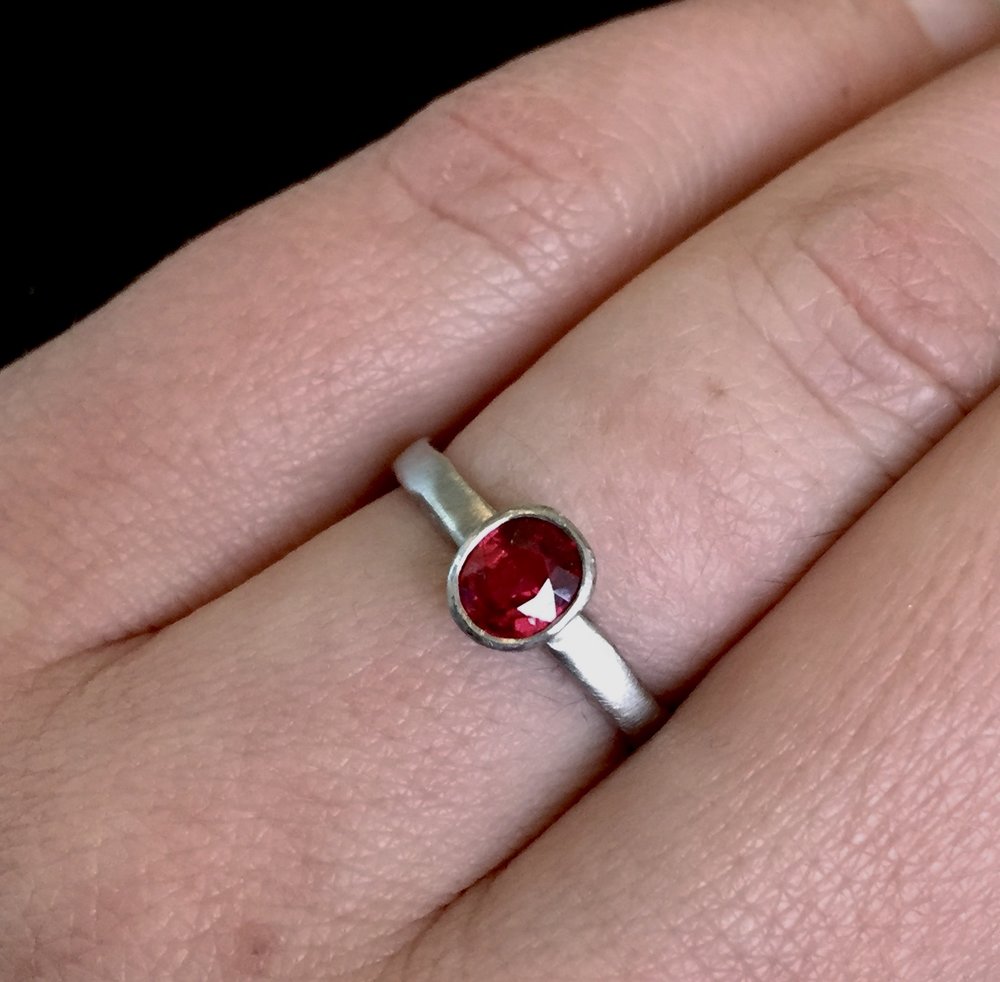 Blood Red Spinel in Platinum Ring - Boutee