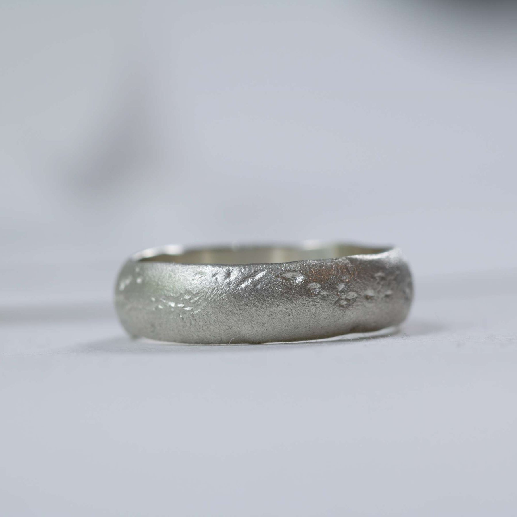 6mm Band, Sand Cast Finish - Boutee