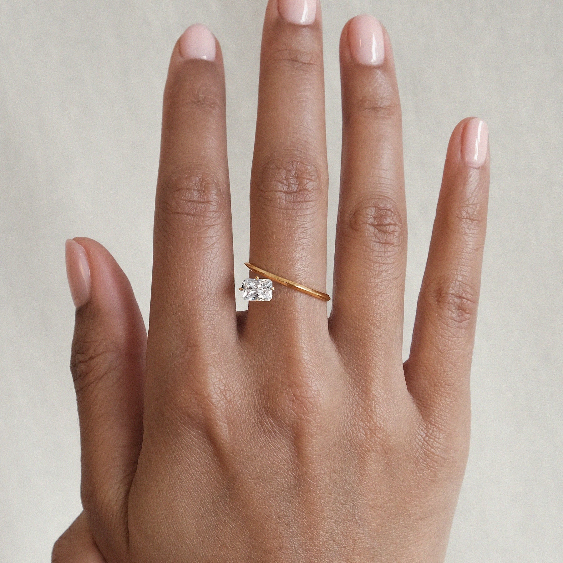 Zyan Ring