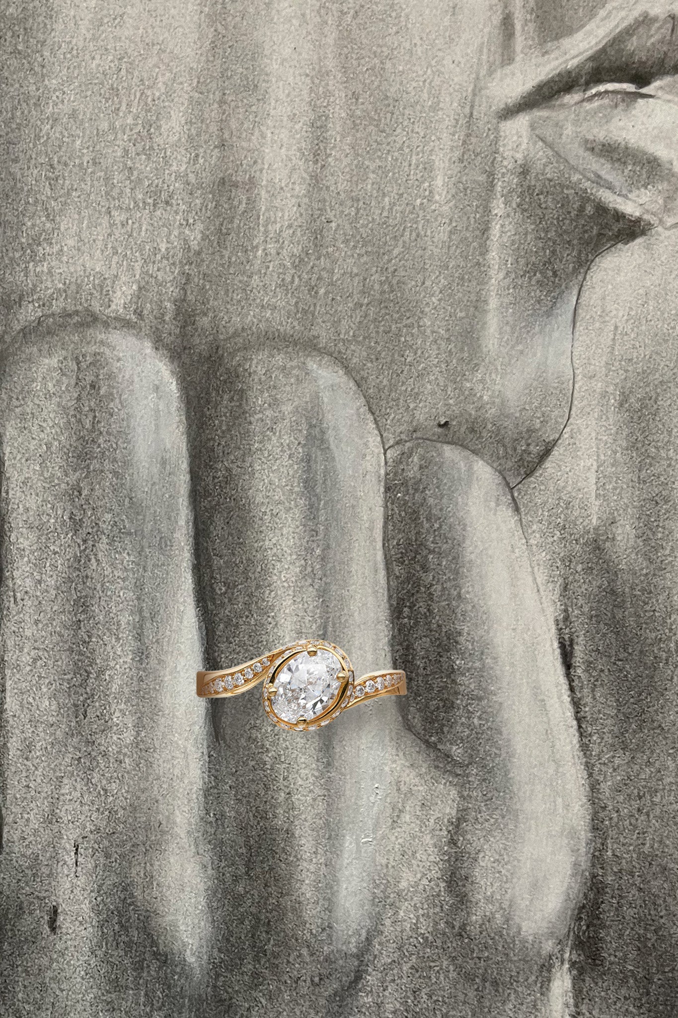 Itasca Solitaire Engagement Ring - Boutee