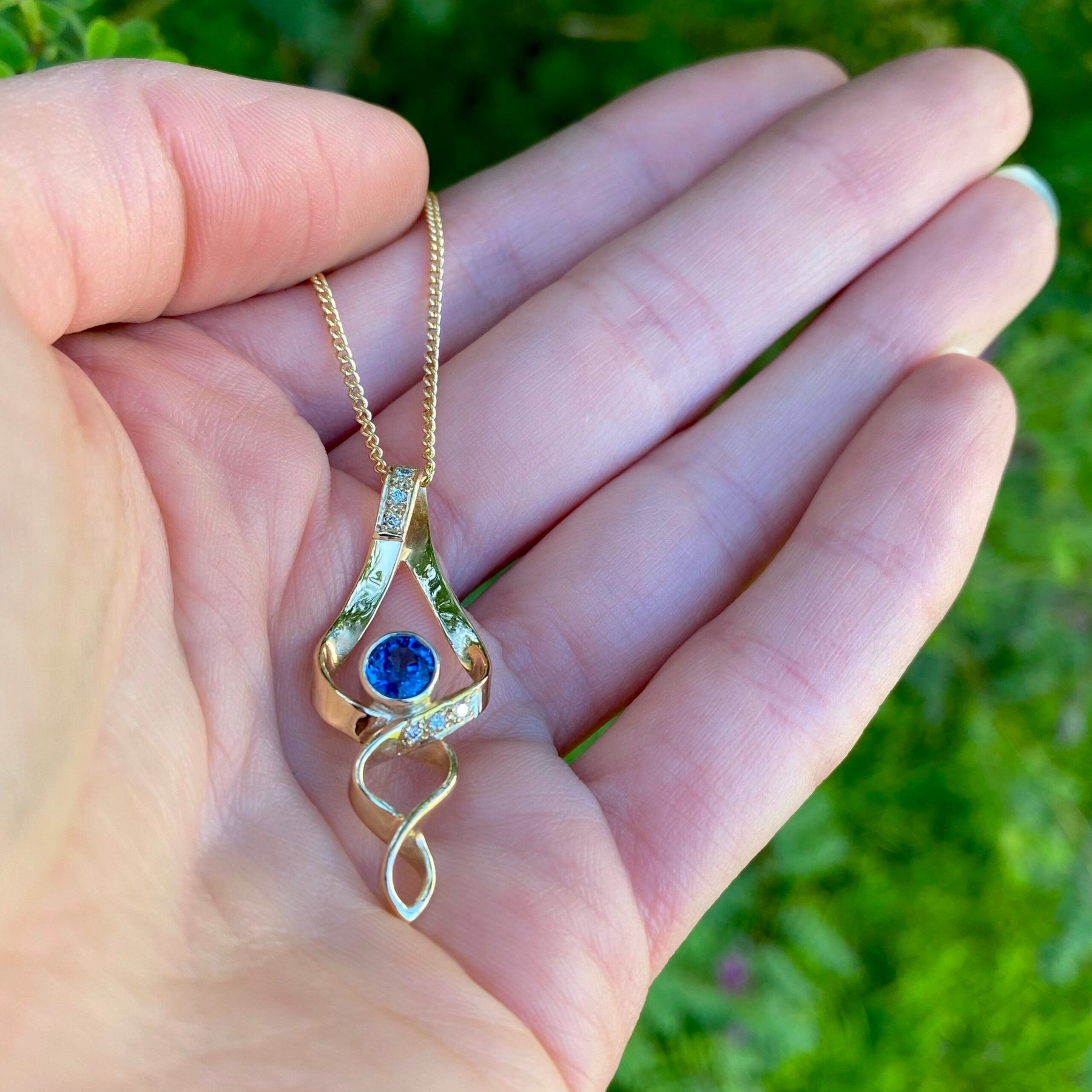 Eternal Wave Sapphire & Diamond Necklace - Boutee