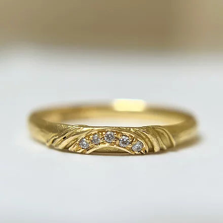 Ripples Wedding Band - Boutee