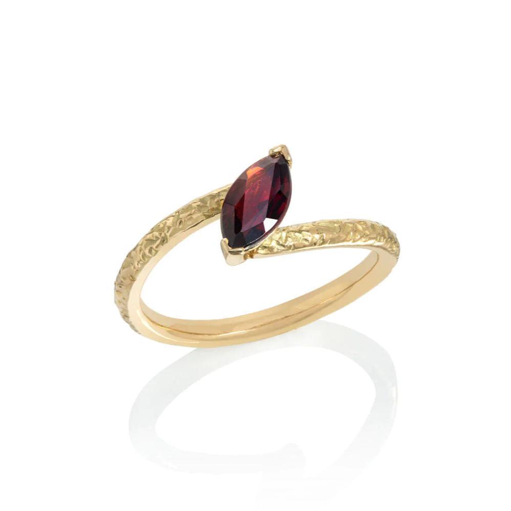 Garnet Medway Ring - Boutee