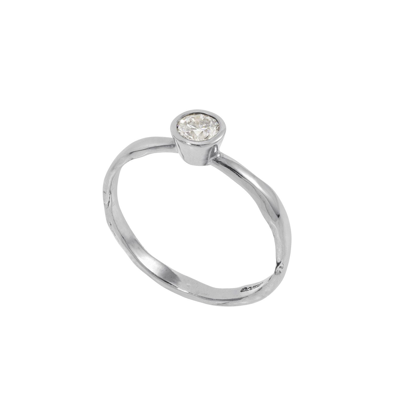 TAW Engagement Ring - Boutee
