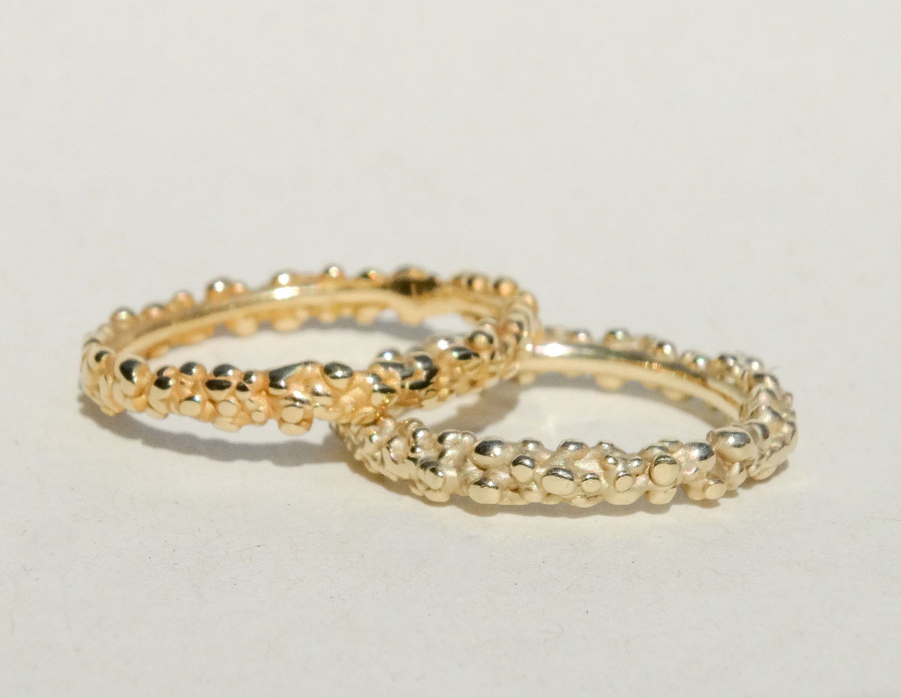 Textured Solid Gold Wedding / Stacking Ring Unisex - Boutee