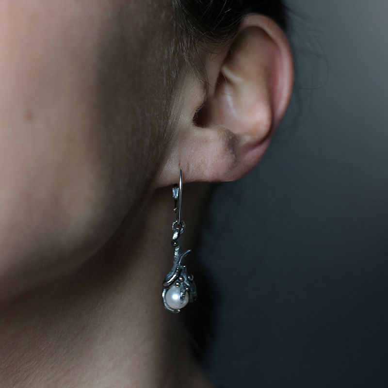 Silver & 9ct Gold Mermaid Pearl Dangling Earrings - Boutee