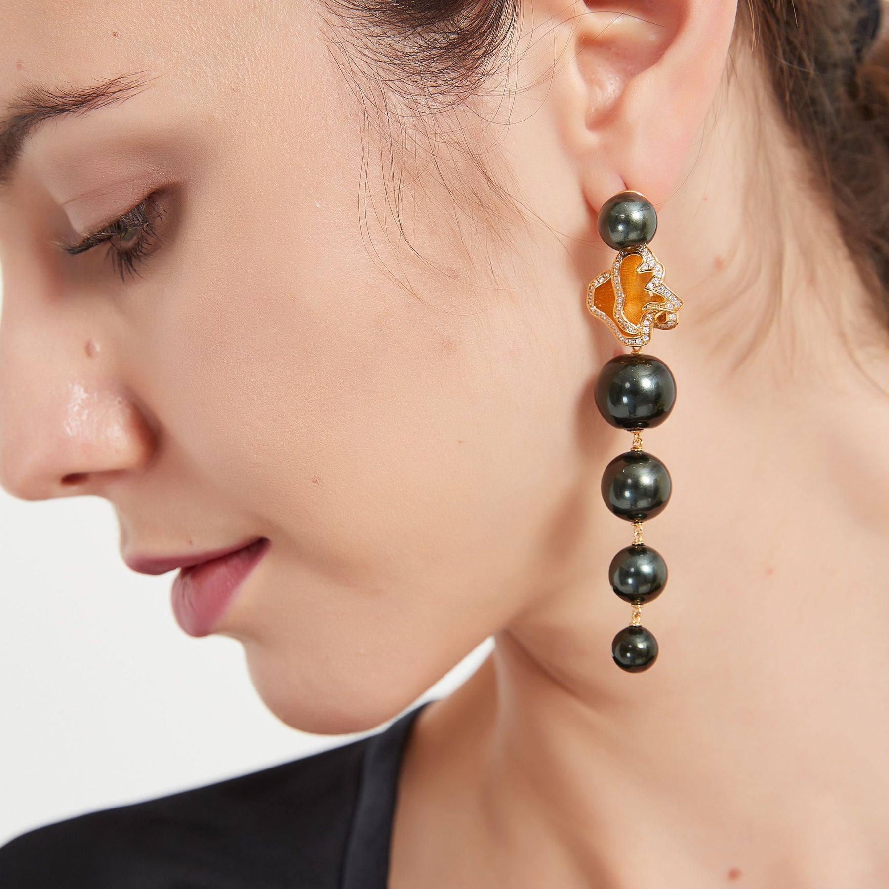 Quintessence String Pearl Earrings - Pearl Top - Boutee
