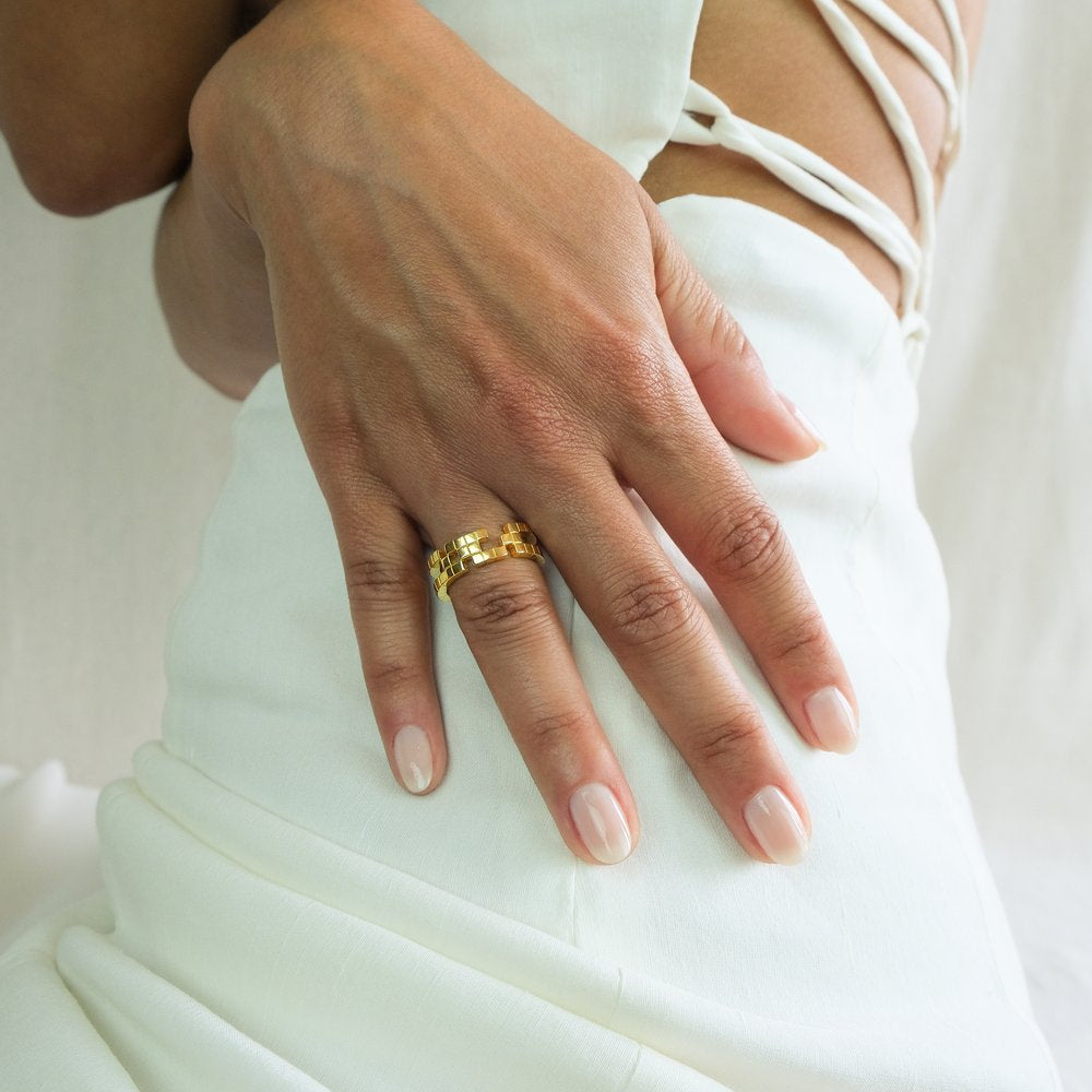 Kiki Ring | 14K & 18K Gold - Boutee