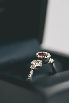 Rhodolite Garnet and Diamond Ring - Boutee