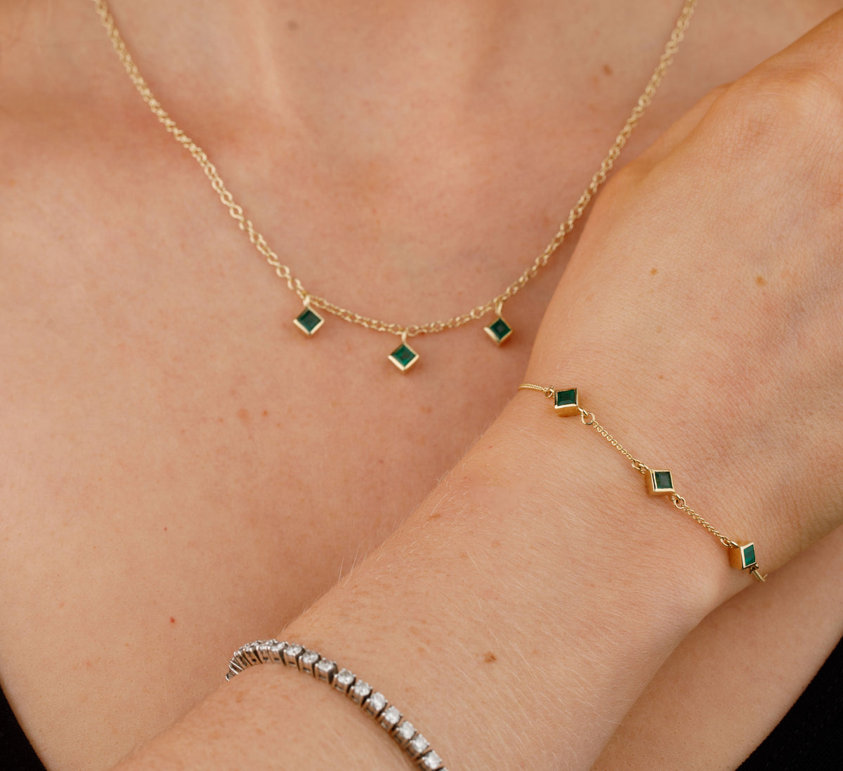 3 Stone Emerald Necklace - Boutee