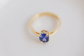 Oval Tanzanite Engagement Ring - Boutee