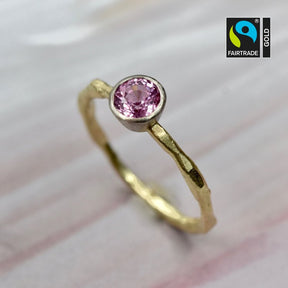 Pink Sapphire Solitaire set in 18ct White & Yellow Fairtrade Gold. - Boutee