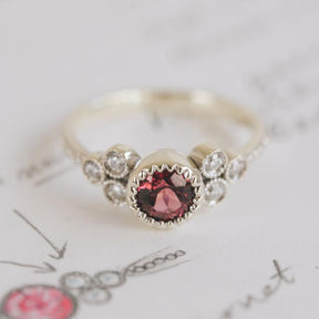 Rhodolite Garnet and Diamond Ring - Boutee