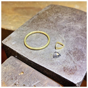 TALIA Engagement ring stunning, unique trillion rose cut diamond and 18ct recycl - Boutee