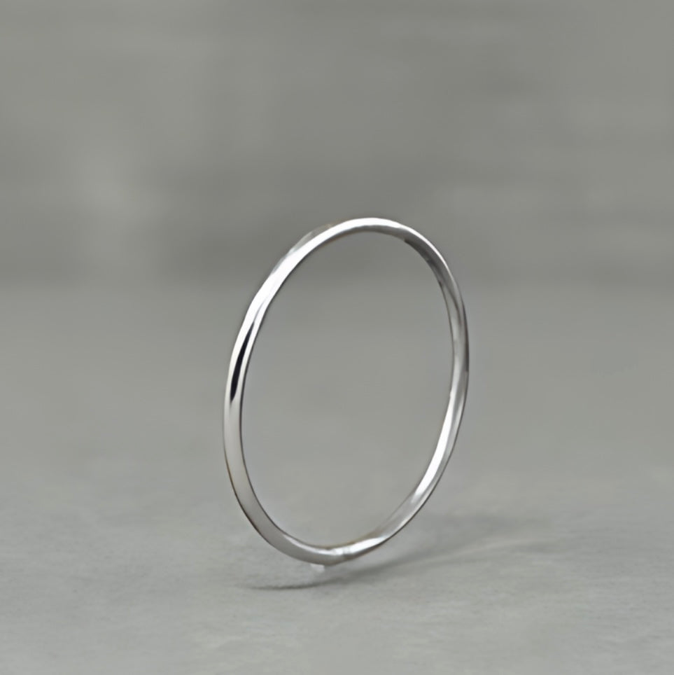 1mm Thin Gold Wedding Ring - Boutee
