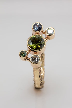 ATOMIUM RING 7 - Spinel, Sapphires and Diamonds - Boutee