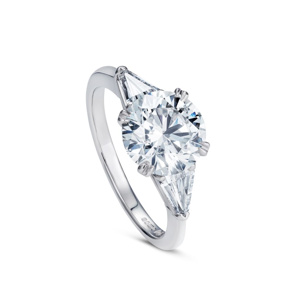 Trilogy Engagement Ring  - Boutee