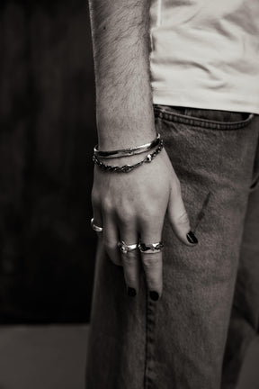The Corrupt Cuff - Boutee