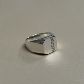 Engraved Arlo Signet Ring - Boutee