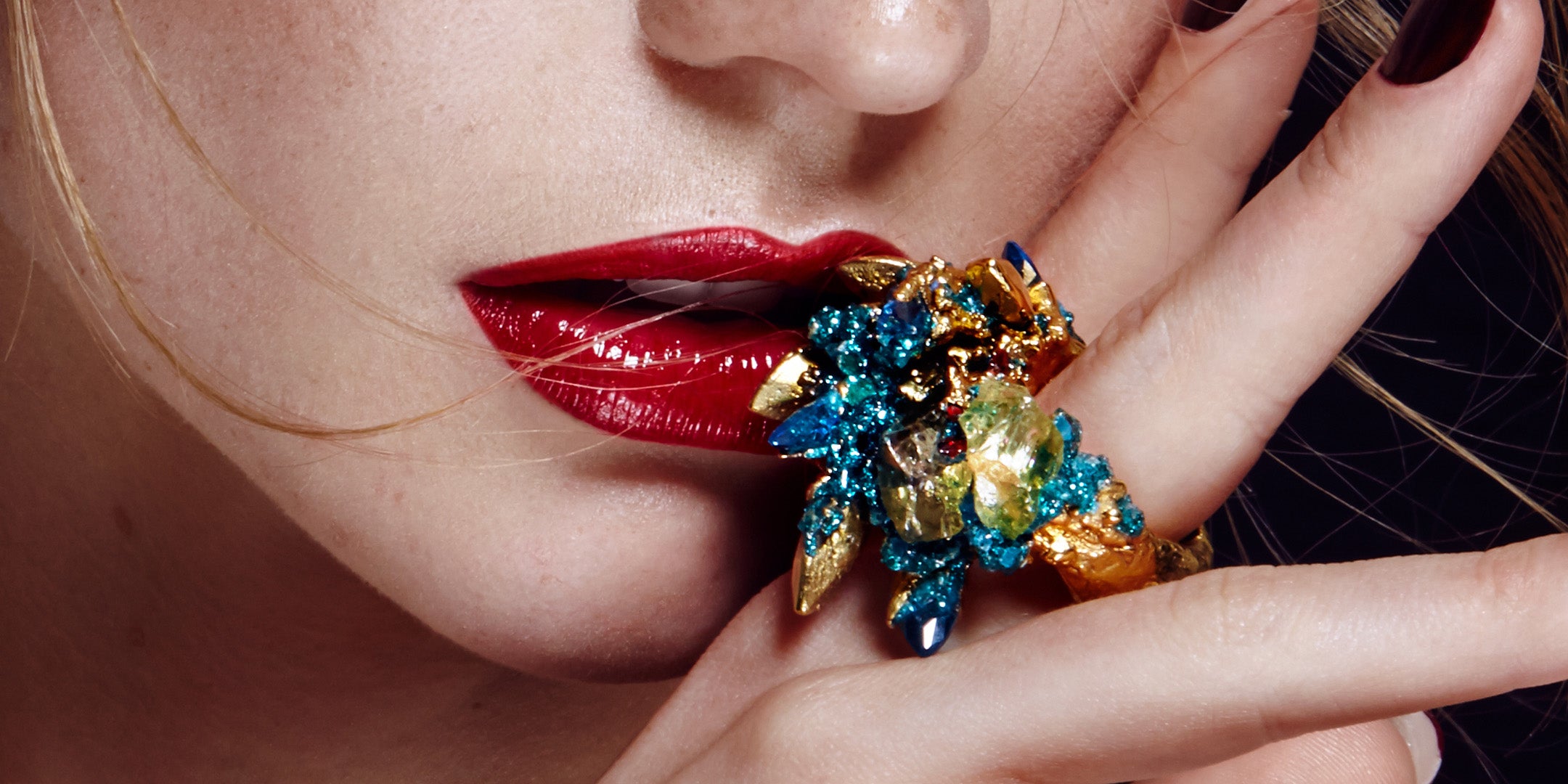 Ginger model wearing a statement ring by independent jeweller Maud Traon