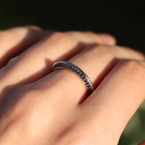 Two-Tone Knife-Edge Ring
